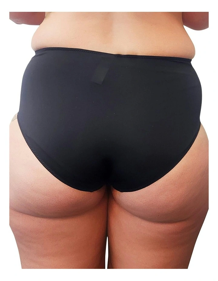 Mid Rise Zig Zag Lace Brief in Black