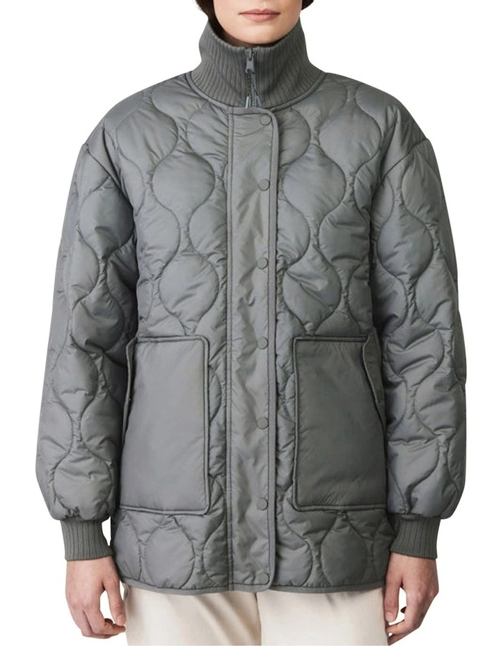 Rib Collar Quilted Coat in Grey