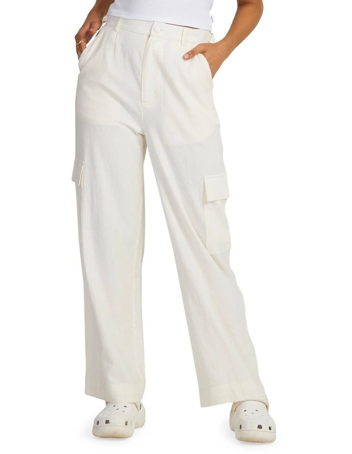 Beats Linen Cargo Pants in Natural
