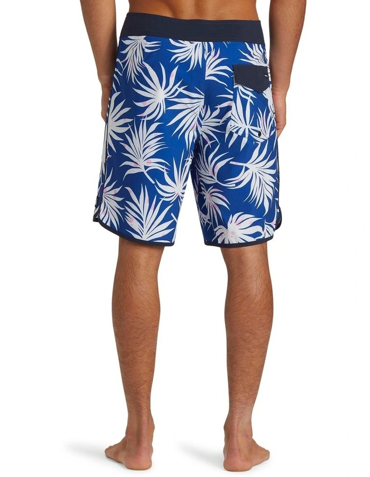 Surfsilk Scallop 19" Boardshorts in Monaco Blue