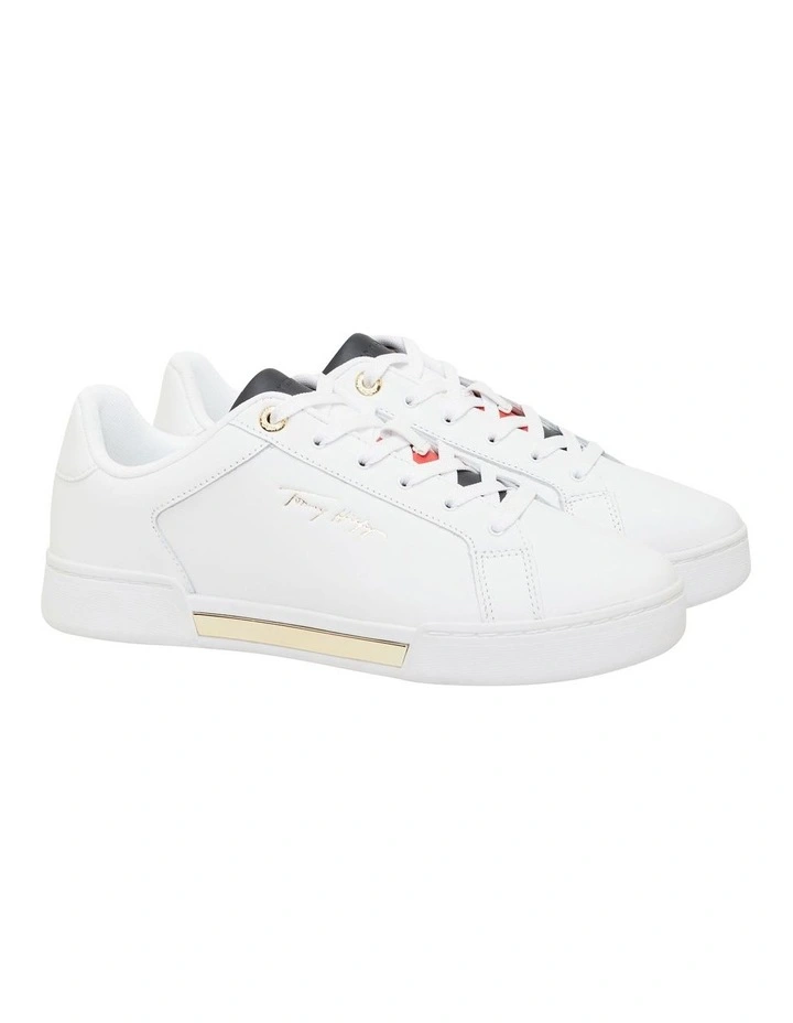 Signature Sneaker in White/Rwb