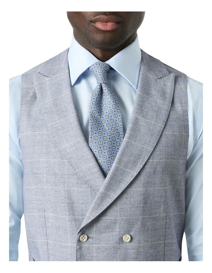 Dienzio Waistcoat in Light Blue