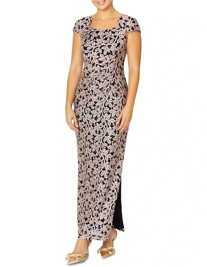 Helena Stretch Lace Gown in Blush Pink