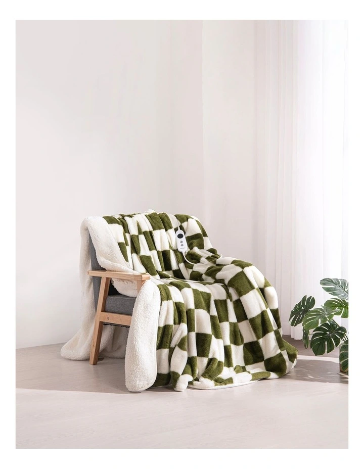 Checkered Plush Heated Throw in Olive/Cream