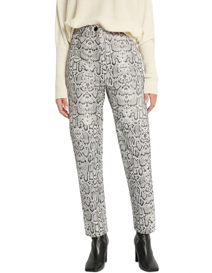 Hanging Around Pant in Multi