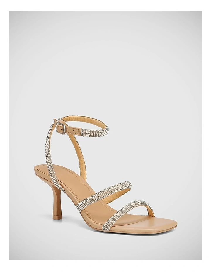 Chill Leather Sandal in Sand