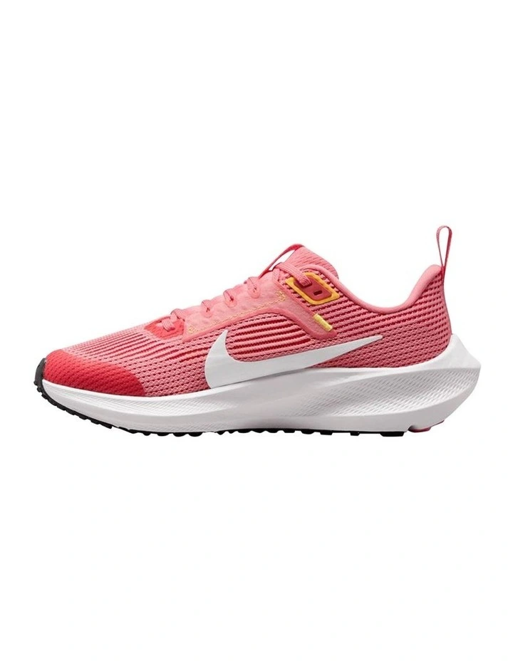 Air Zoom Pegasus 40 Grade School Sport in Coral