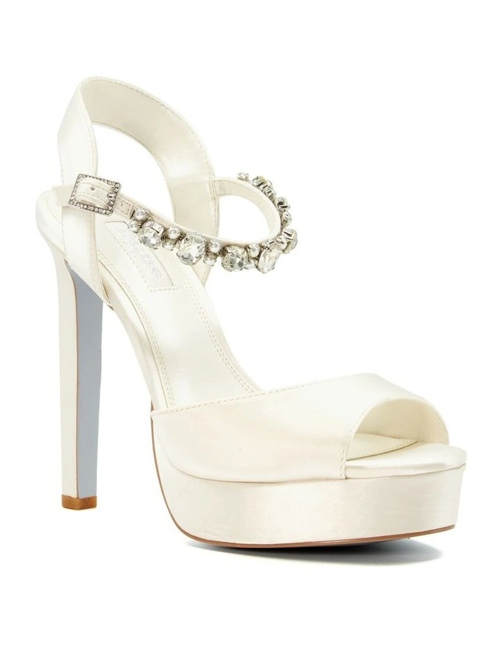 Miracle Heeled Sandal in Ivory