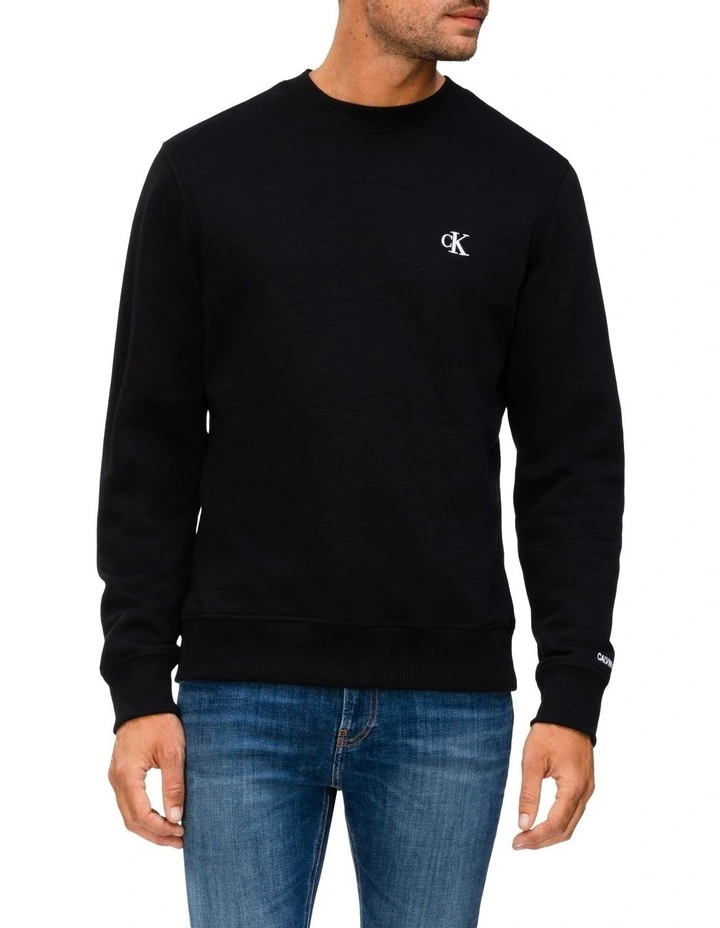 Essential Sweatshirt in Black