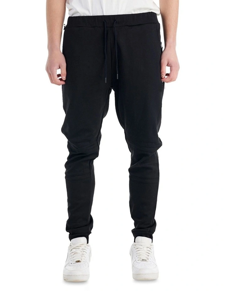 State Trackpant in Black