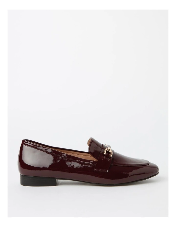 Emmitt Flat Shoes in Red Patent