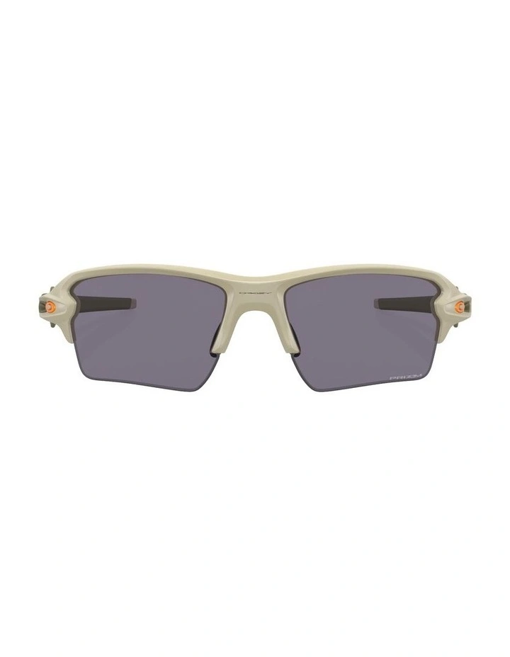 Flak 2.0 Latitude Collection Sunglasses XL in Beige