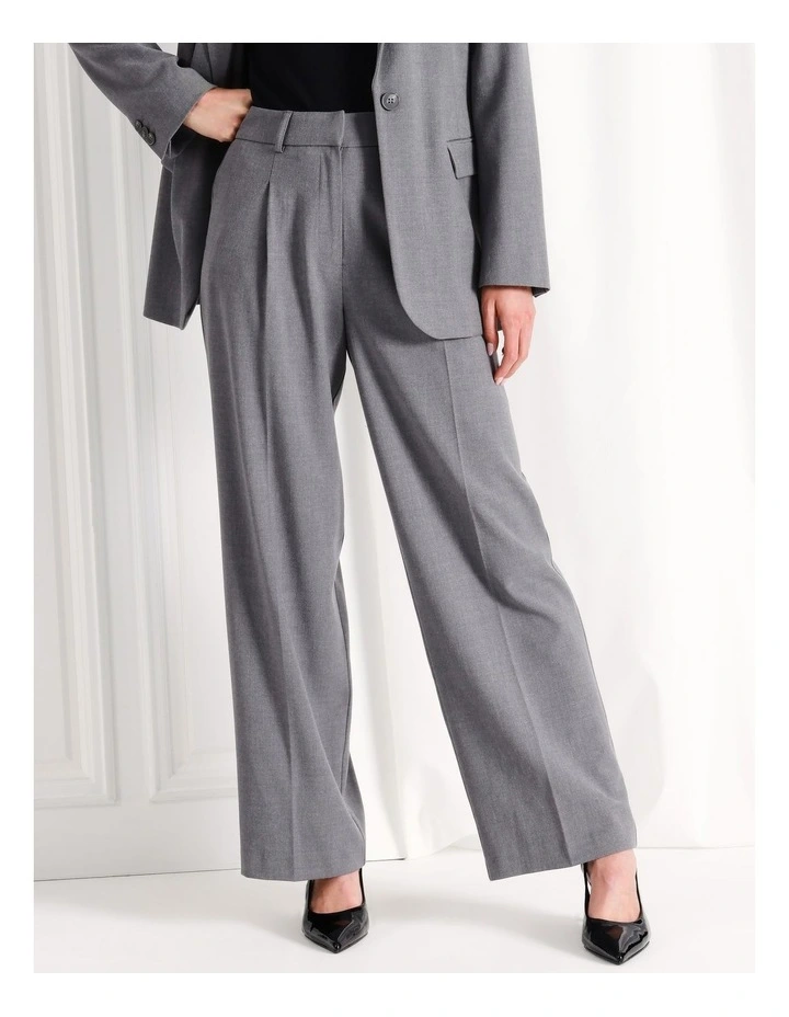 Pleat Front Wide Leg Pant in Charcoal