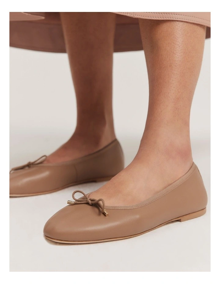 Claudia Ballet 2.0 in Foundation