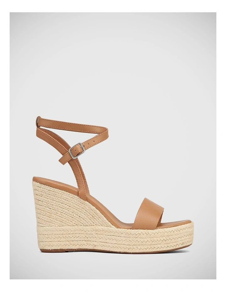 Veorra Leather Sandal in Sunkissed Tan
