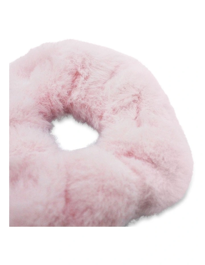 Fur Scrunchie in Pink