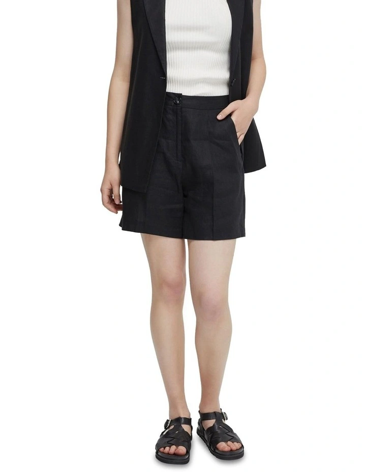Sasha Linen Shorts in Black