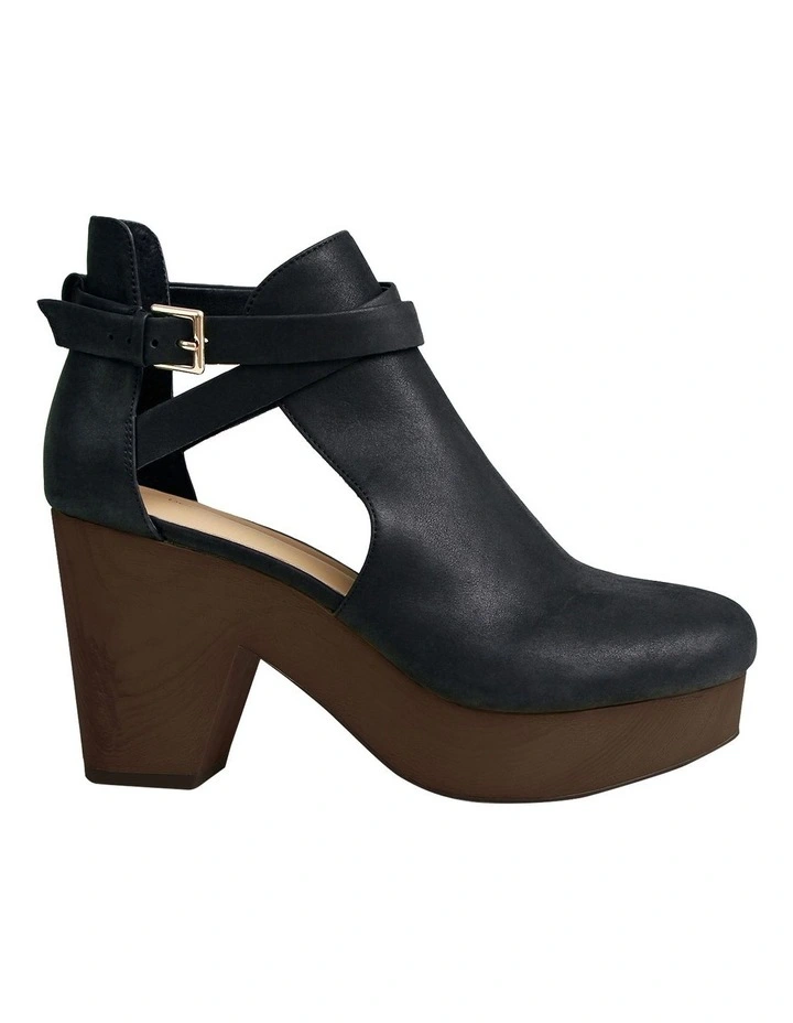 Fearless Clog Ankle Boot In Black