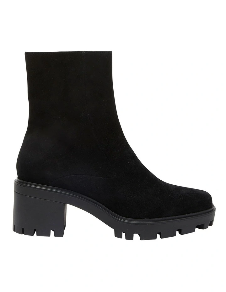 Zack Lether Suede Boots in Black