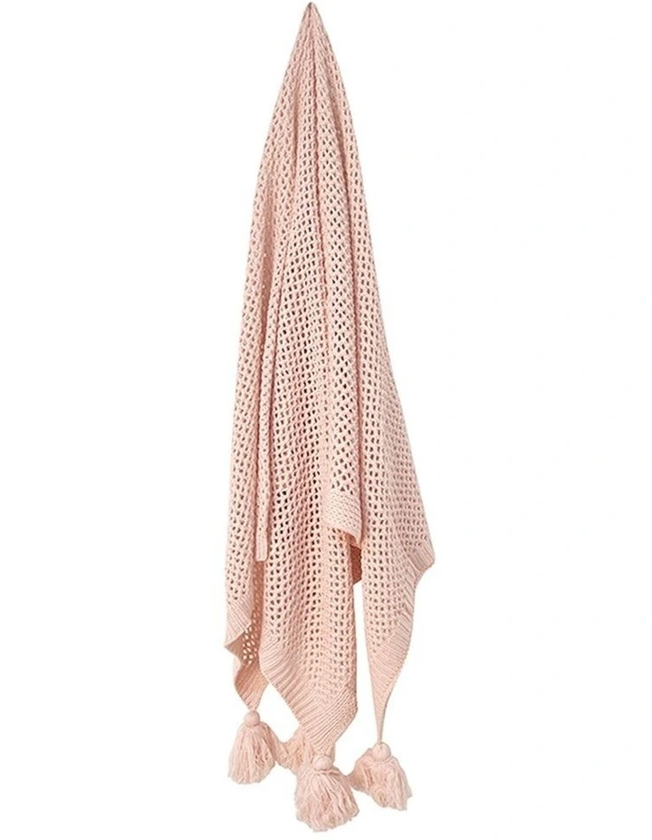 Barnes Chunky Knit Throw Blanket With Tassels 152x127cm in Blush