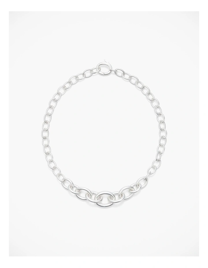 Oval Link Necklace in Satin Silver