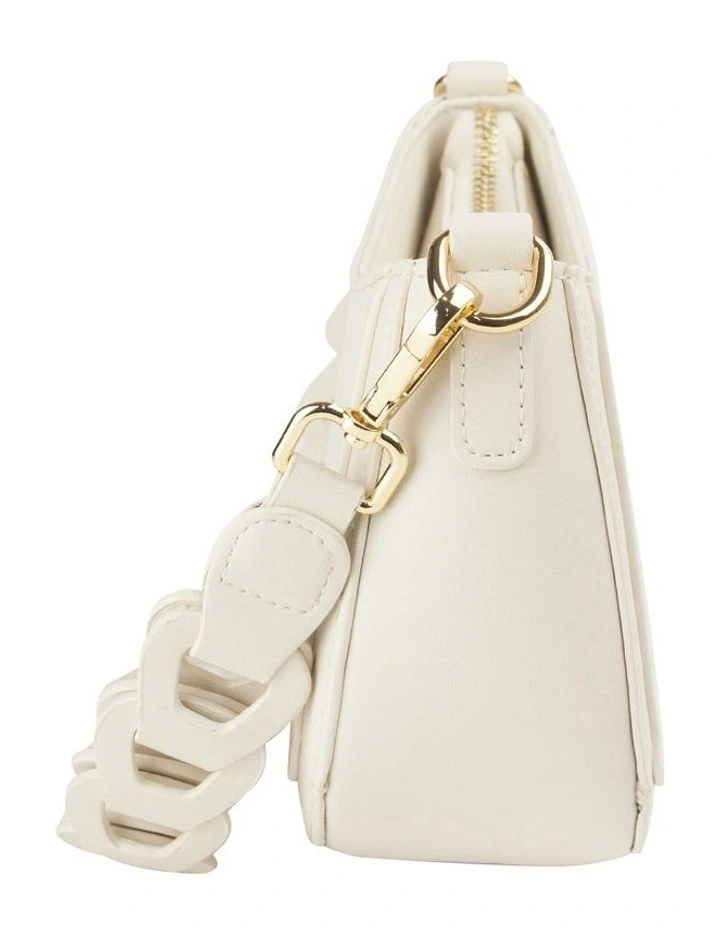 Mocha Avery Shoulder Bag in Cream