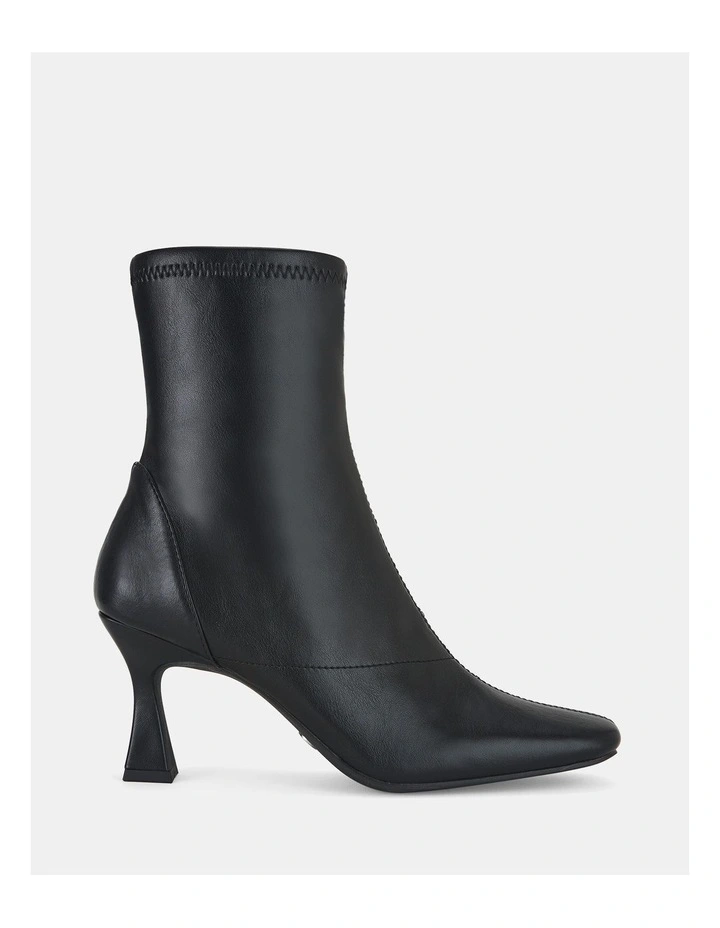 Delilah Boots in Black