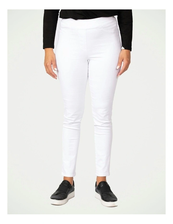 Suzy Stretch Long Pull On Jeans in White