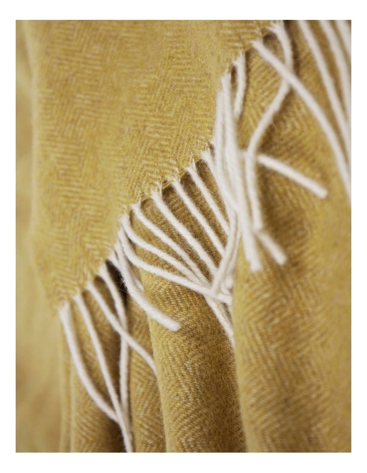 Hampton Throw Blanket in Ochre