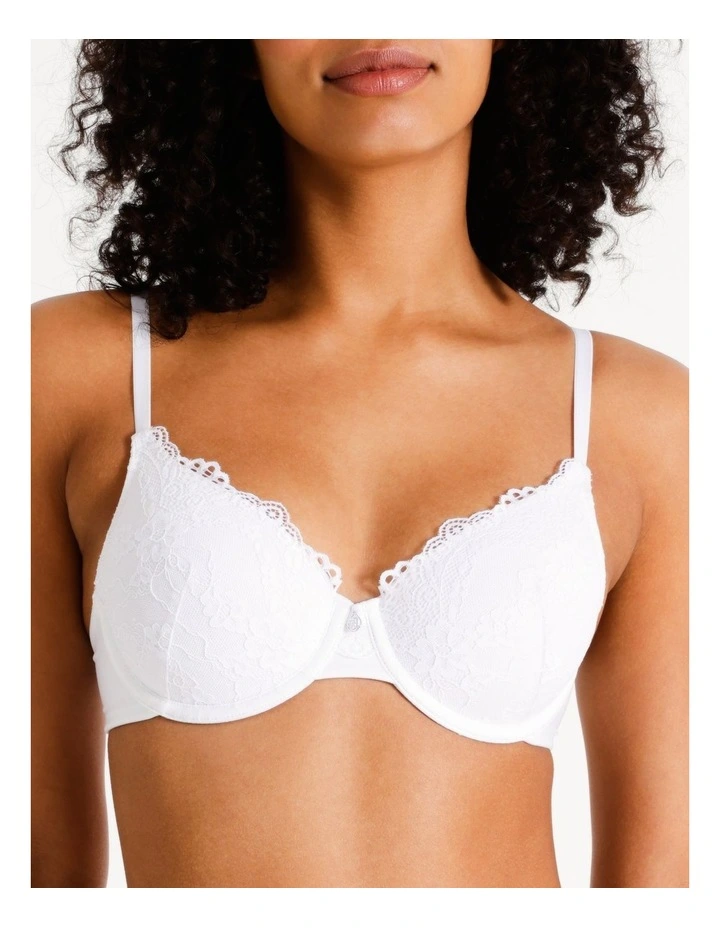 Pure Comfort Lace Plunge Bra in White