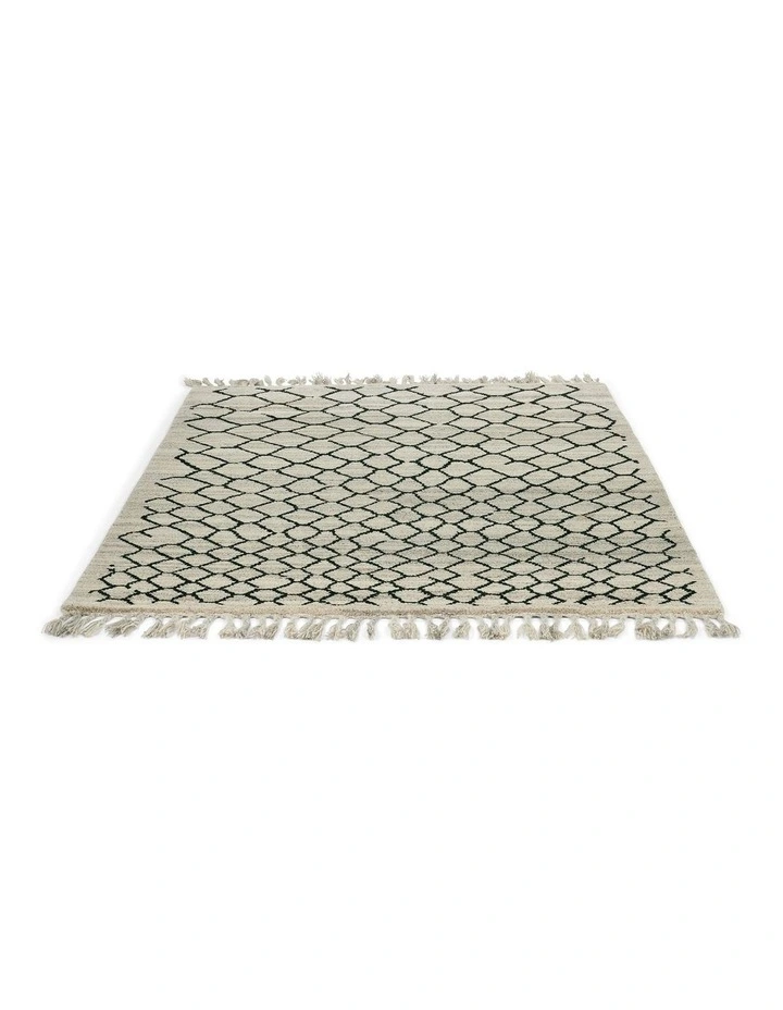 B&C Arabiska Hexacon 063501 Rug In Beige