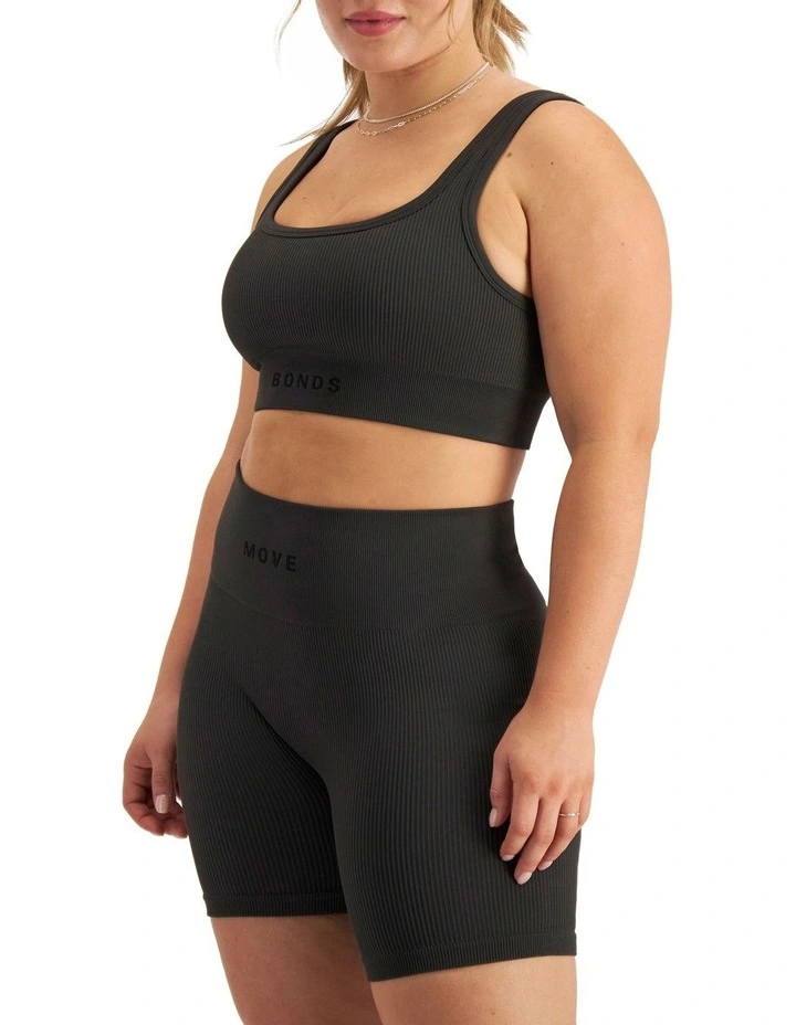 Move Rib Seamless Crop Top in Rock Star