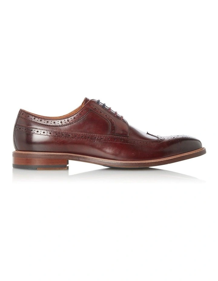 Superior Lace-Up Shoes in Bordo