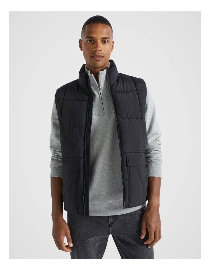 Puffer Vest in True Black