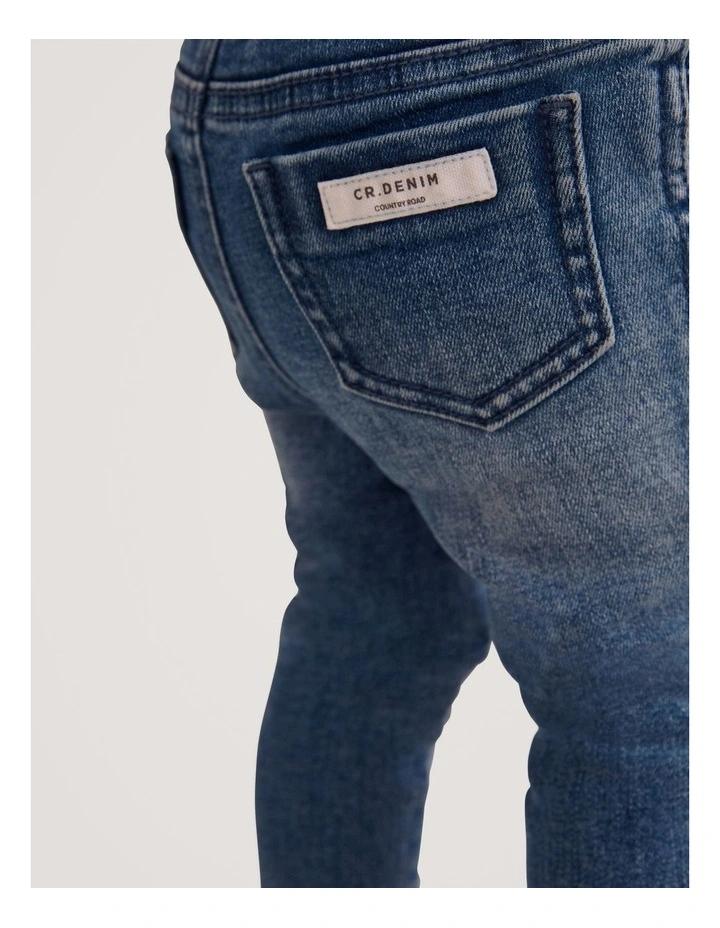 Jeans in Denim