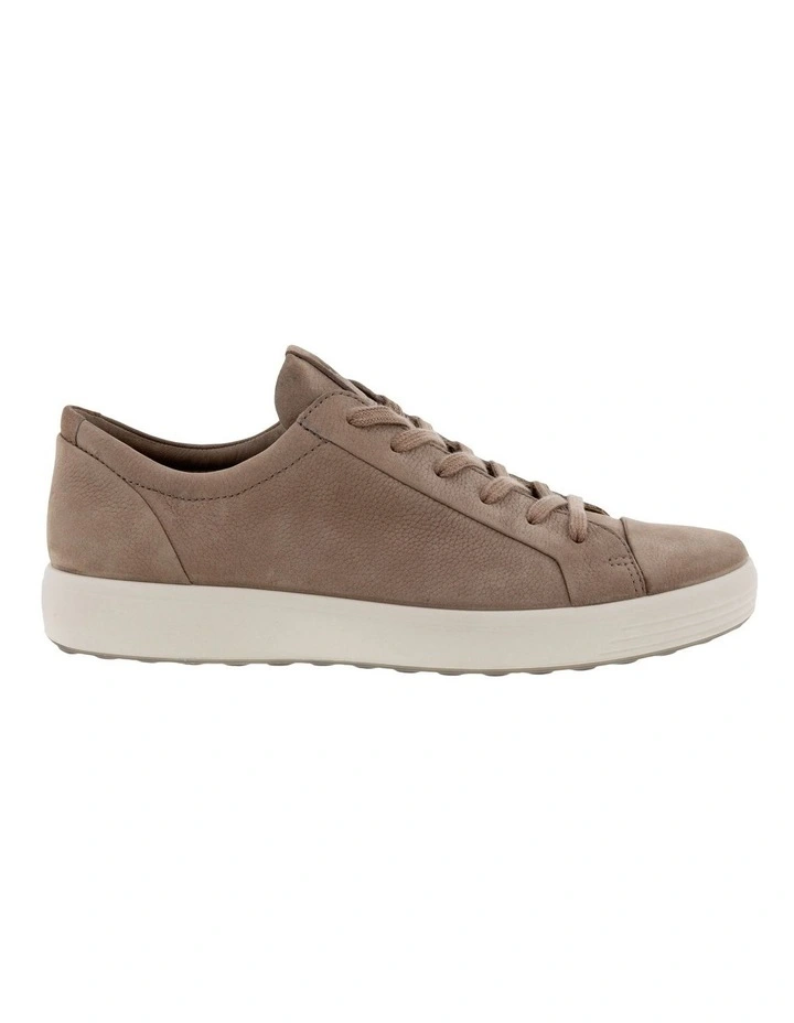 Soft 7 Shoes in Beige