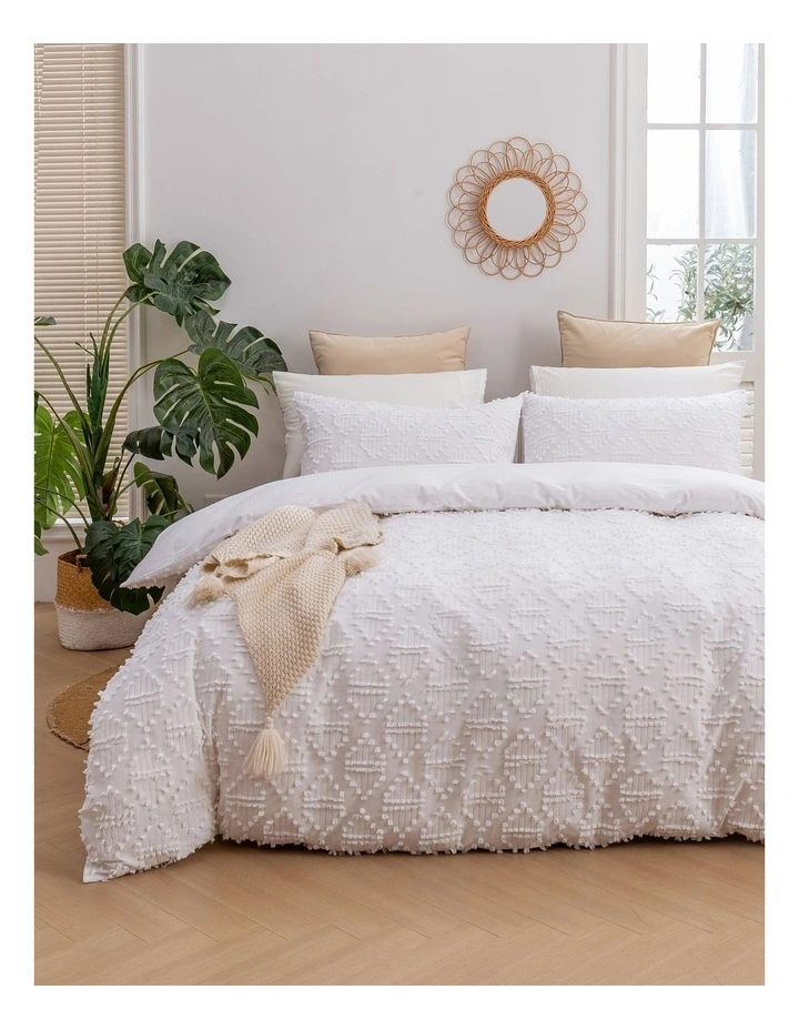 Lottie Eyelash Jacquard Quilt Cover Set in White