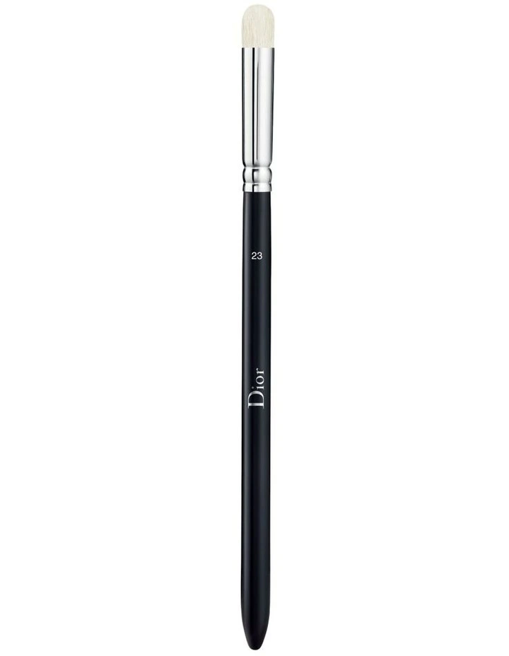 Backstage Large Eyeshadow Blending Brush N°23