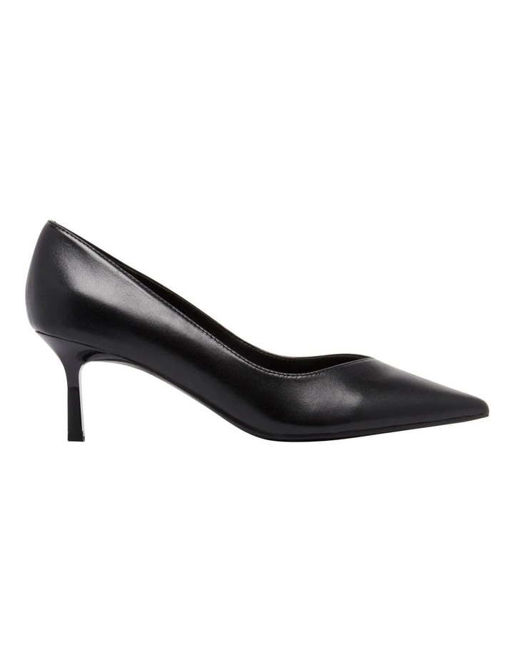 Katte Pump in Black