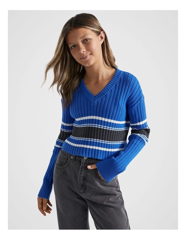 Sporty V Neck Knit Sweater in Royal Blue