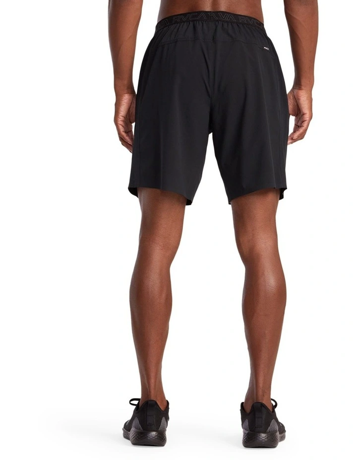 Yogger Plus 18 Inch Shorts in Black