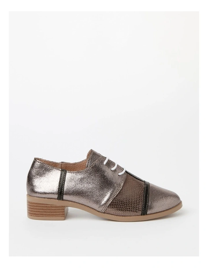 Muse Flat Shoes in Pewter Leather
