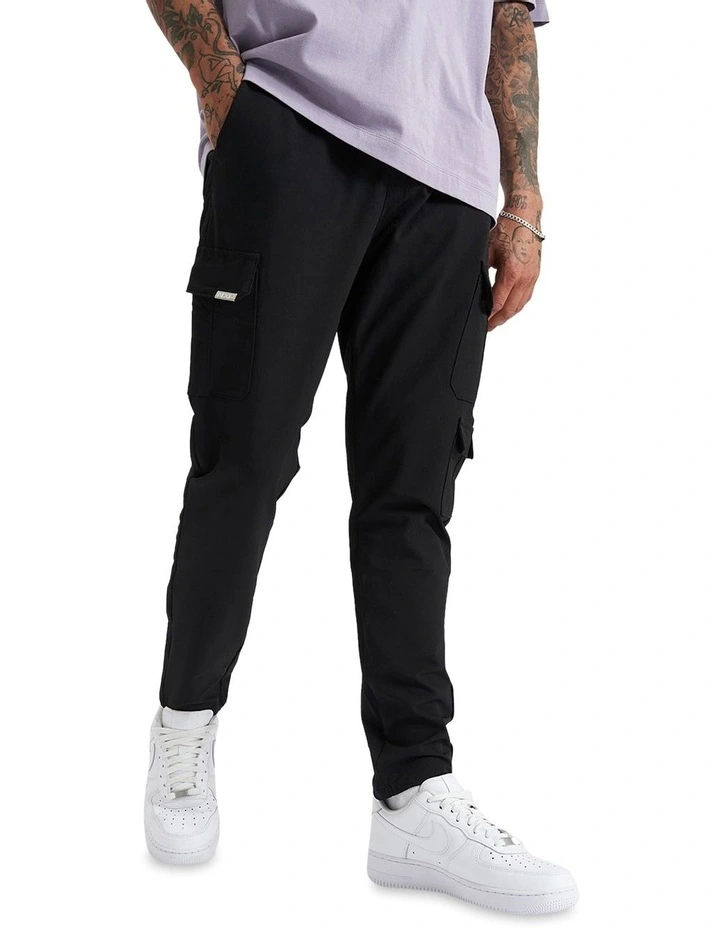 S150 Slim Cargo in Black