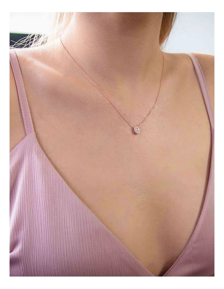 Aurora Glow Pendant Necklace in Rose Gold