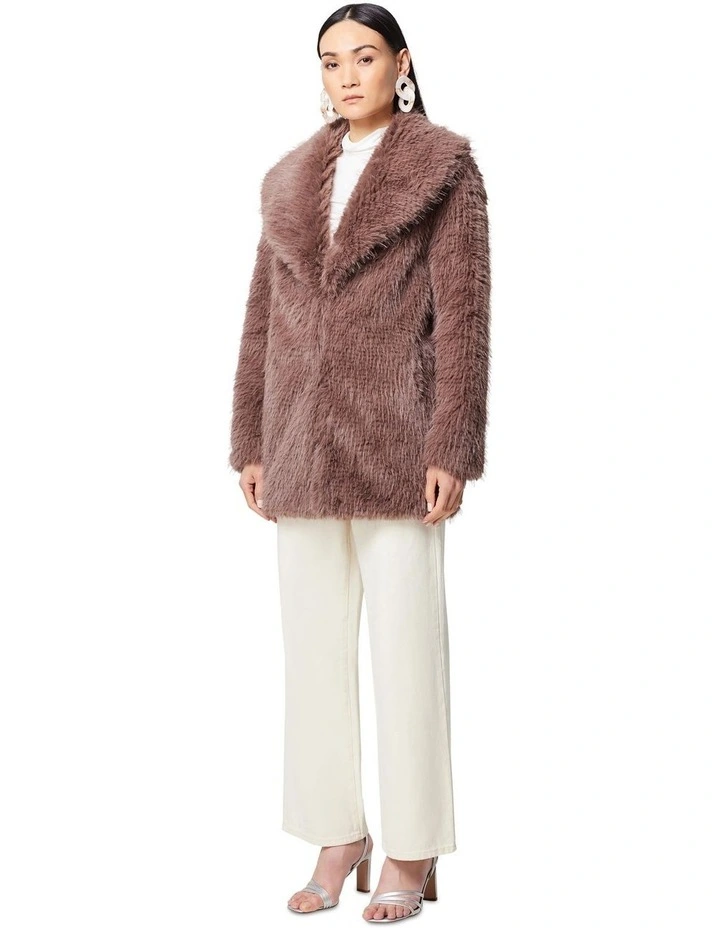 Wyoming Coat in Brown