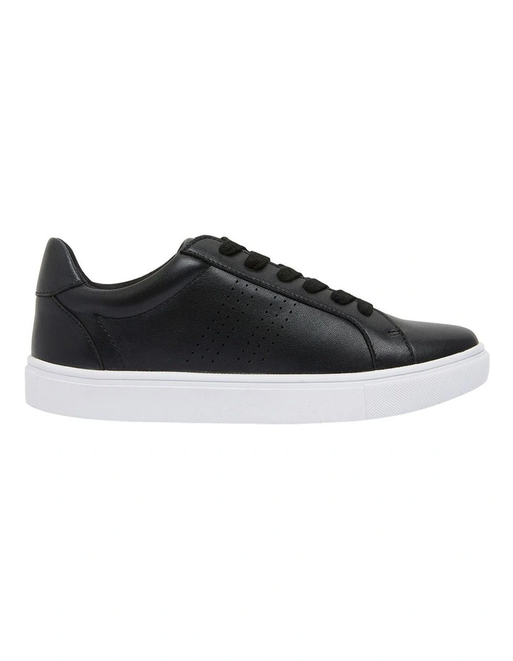 Shazam Sneakers in Black Leather
