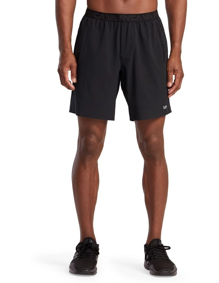 Yogger Plus 18 Inch Shorts in Black