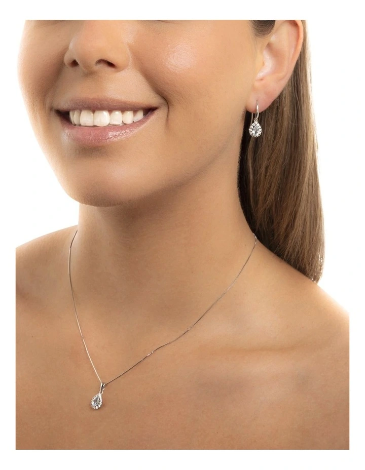 Gemstone Necklace in Blue Topaz