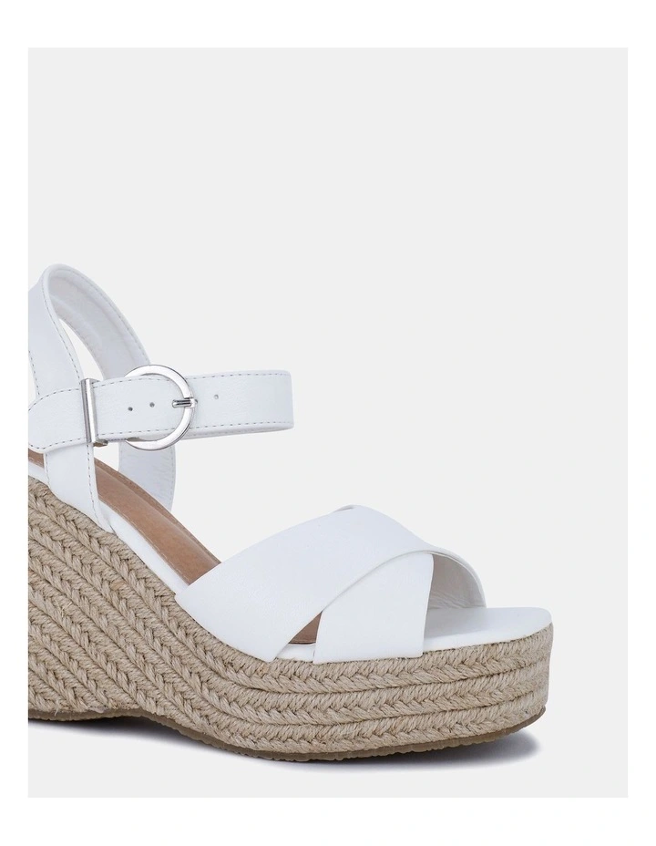 Balto Wedges in White