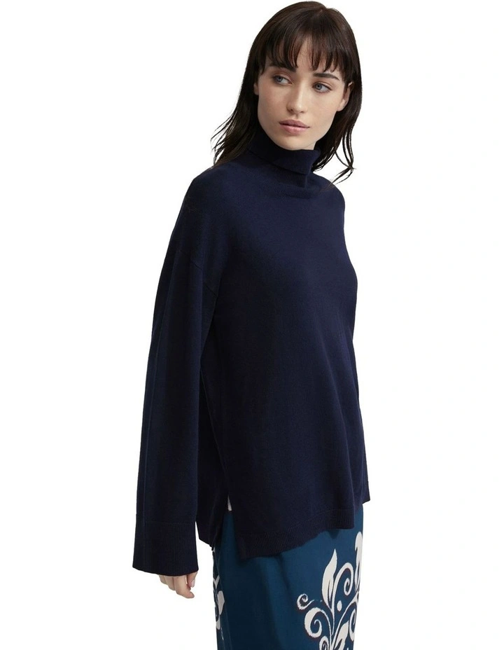 Totti Oversize Turtle Neck Knit in Navy